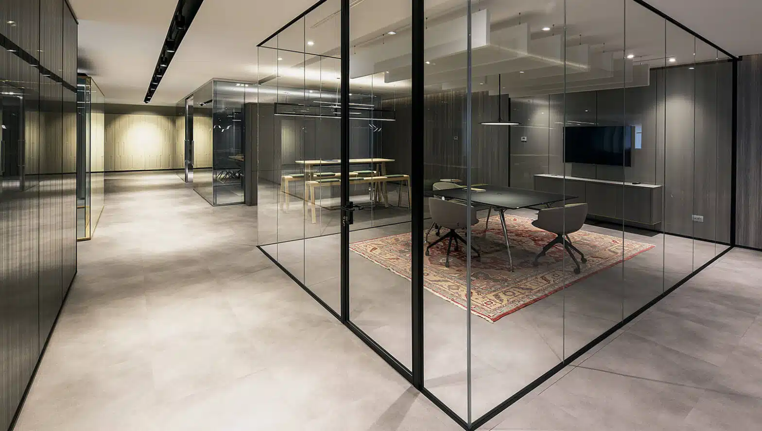 Office glass partition